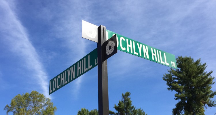 LochlynHill-RoadSign